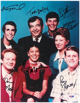 Happy Days Cast Signed 12x16 Photograph With 7 Signatures Including Ron Howard & Henry Winkler (PSA/DNA)